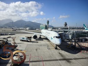 20251108_50+台灣行第一天之CX450航班